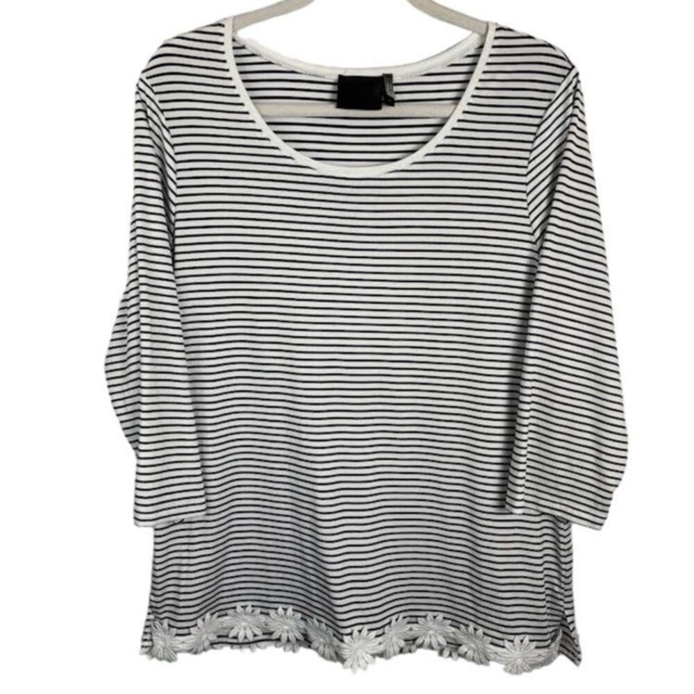 Striped Floral Top Womens Large Casual Scoop Neck Top Preppy Tee Semi Fitted